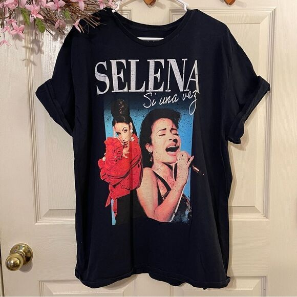 Selena Shirt Black Spanish Music Texas Memorabilia Crew Neck T-shirt - Picture 1 of 8